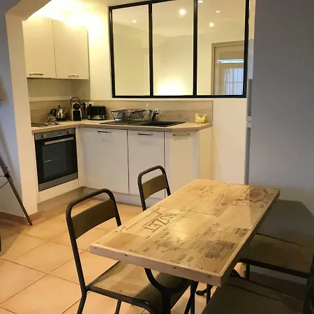 Lamaiounada Apartman